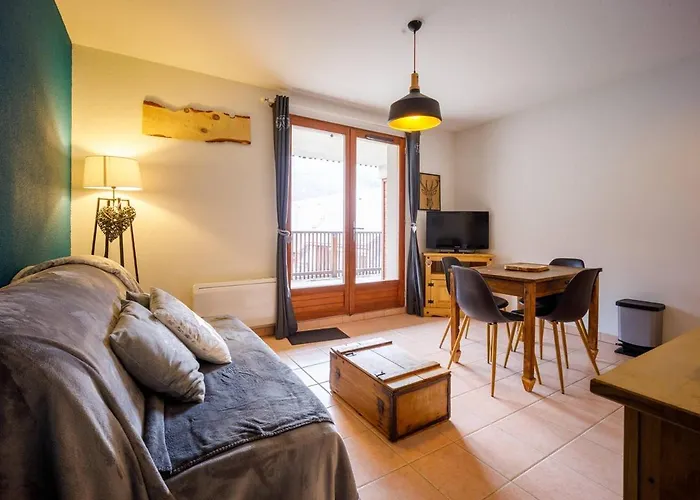 아파트 : Cosy Pour 4 Pers. Avec Terrasse Et Local A Velos - Fr-1-695-23 *