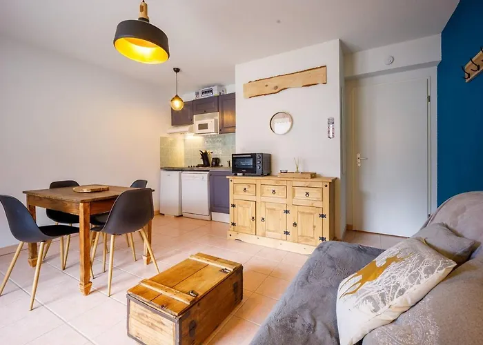 아파트 : Cosy Pour 4 Pers. Avec Terrasse Et Local A Velos - Fr-1-695-23